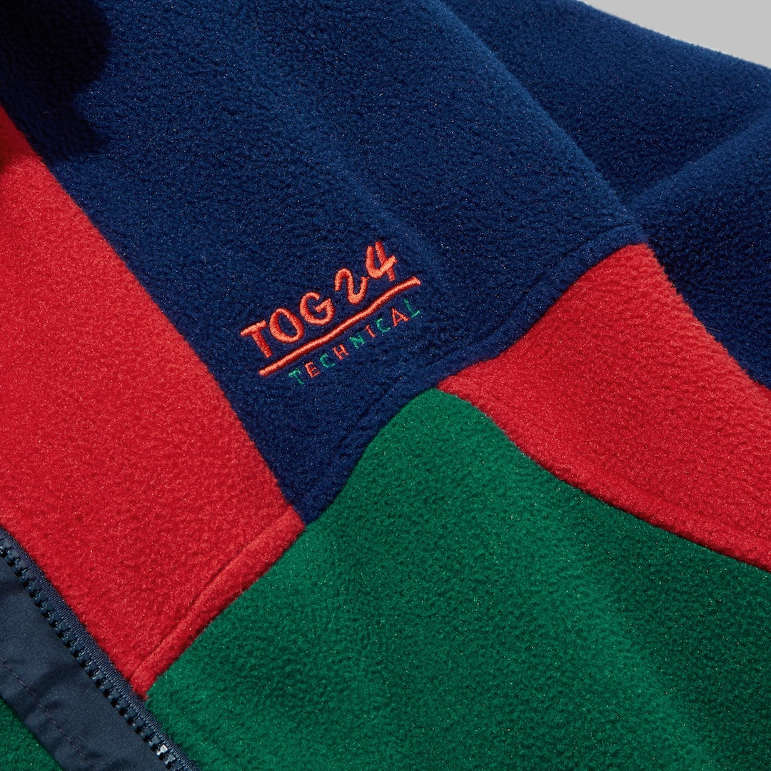 Archieve_Polatec_Blue_Green_Red_Fleece_Detail_2_2e57e9cc-cd6f-420d-972f-1ee858d4e688