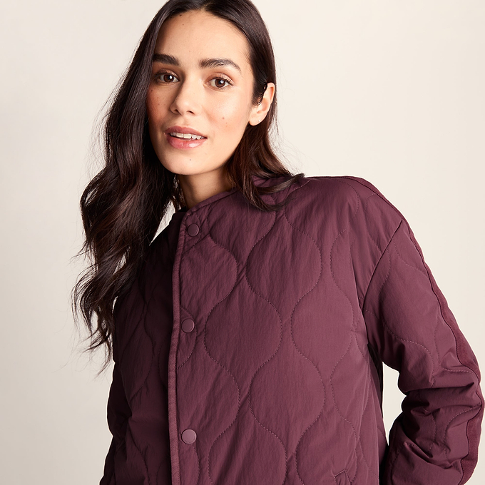Cleadon Womens Relaxed Fit Shower Resistant Lightweight Insulated Jacket - Black Raspberry