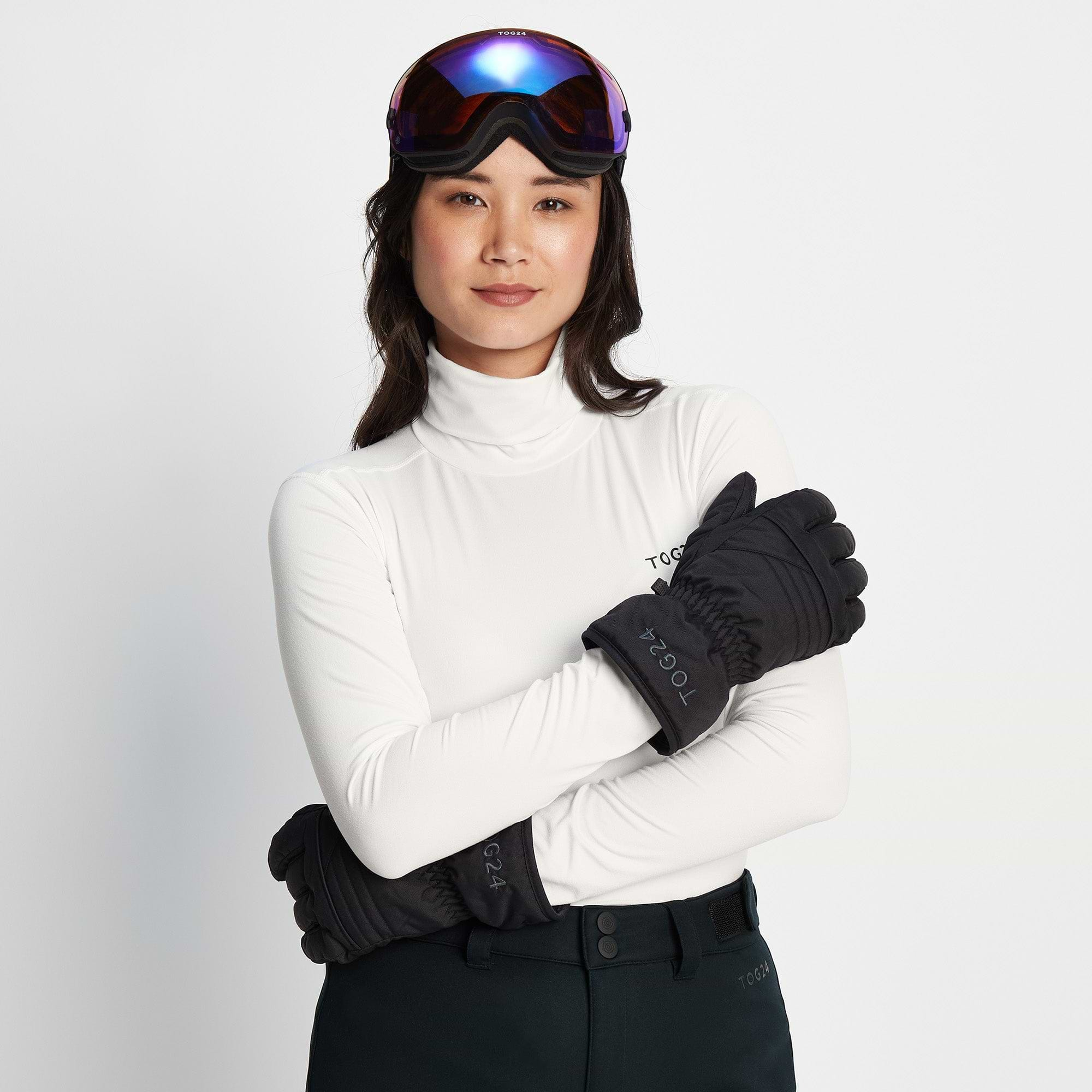 Ski gloves and goggles online