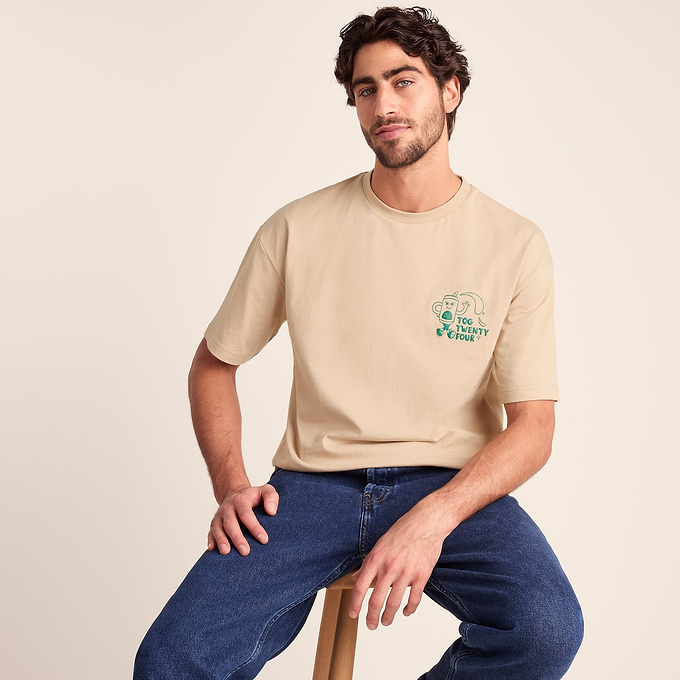 Hop Mens Relaxed Fit Premium Supersoft Hattie Clark T-Shirt - Classic Beige