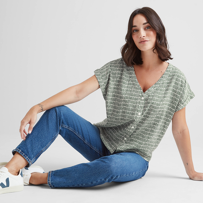 Meredith Womens Shirt Short Sleeve - Green Dash Print