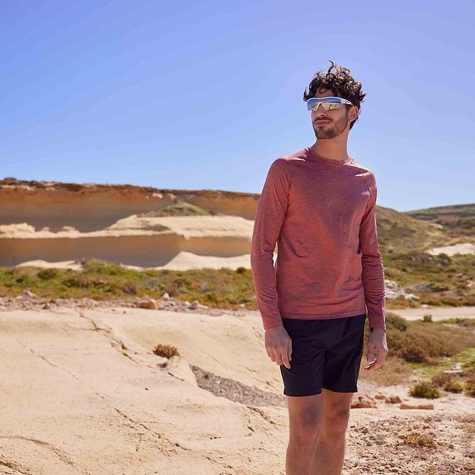 Ace Mens Long Sleeve Performance T-Shirt - Garnet Red