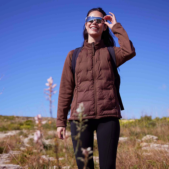 Arna Womens Lightweight Insulated Hybrid Jacket - Raspberry