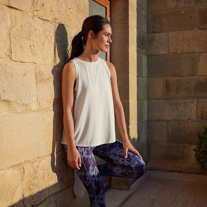 Orla Womens Performance Vest - Vanilla