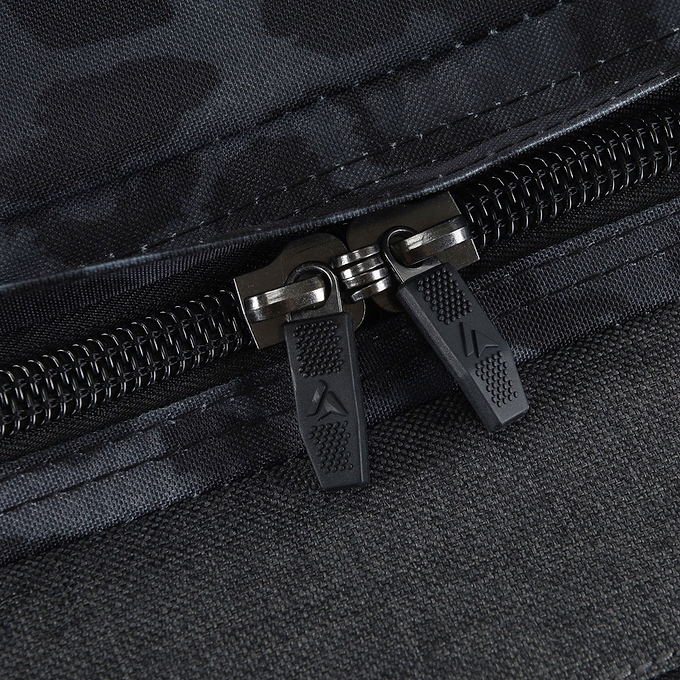 Surfanic Maxim 3.0 120L Roller Bag - Jet Black