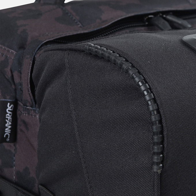 Surfanic Maxim 3.0 70L Roller Bag - Black