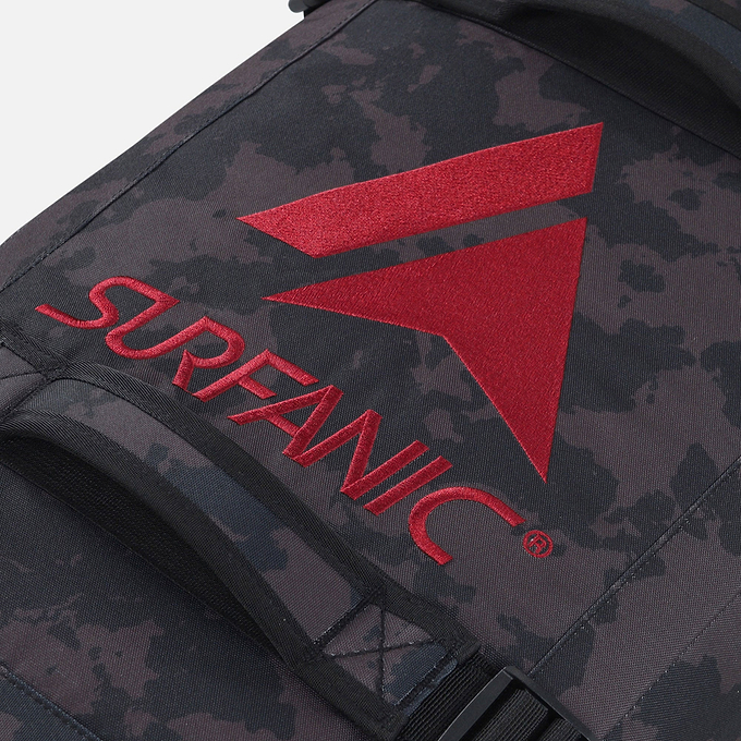 Surfanic Maxim 3.0 70L Roller Bag - Black