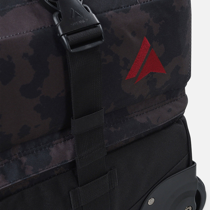 Surfanic Maxim 3.0 70L Roller Bag - Black