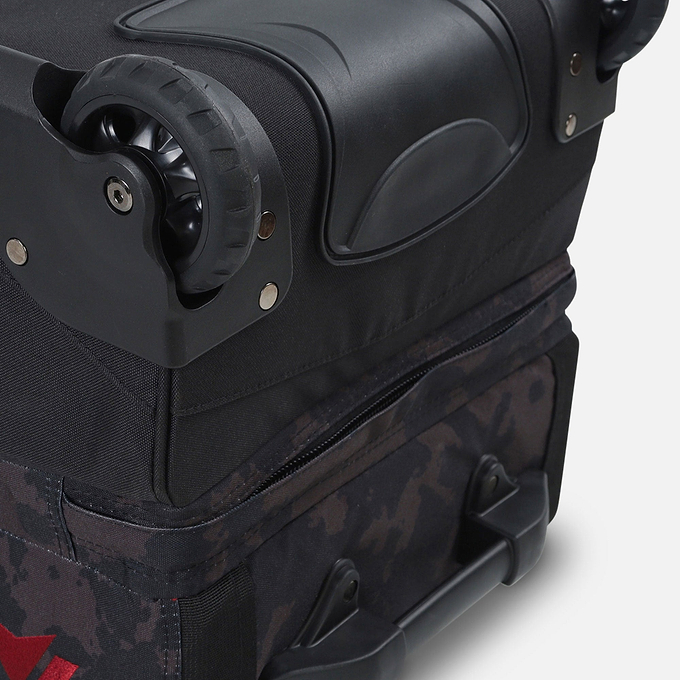 Surfanic Maxim 3.0 70L Roller Bag - Black