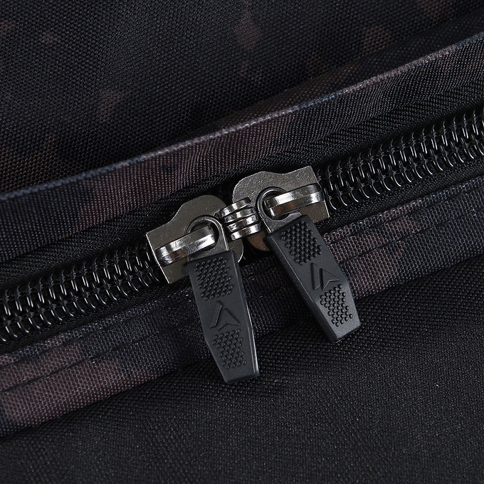 Surfanic Maxim 3.0 100L Roller Bag - Black