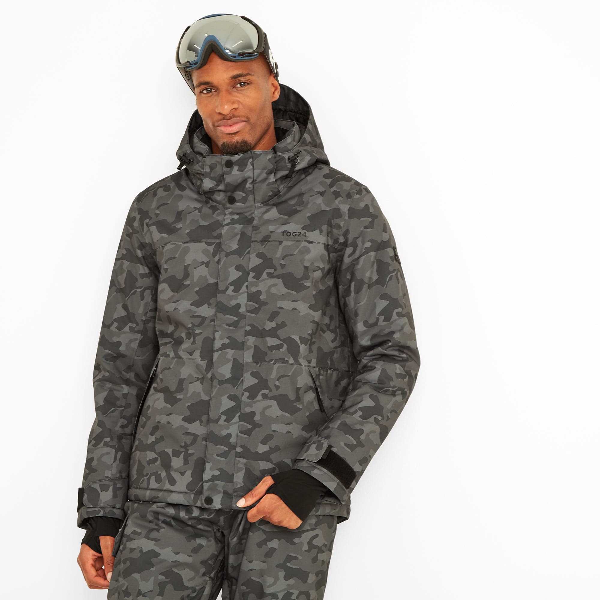 Camo ski gear outlet