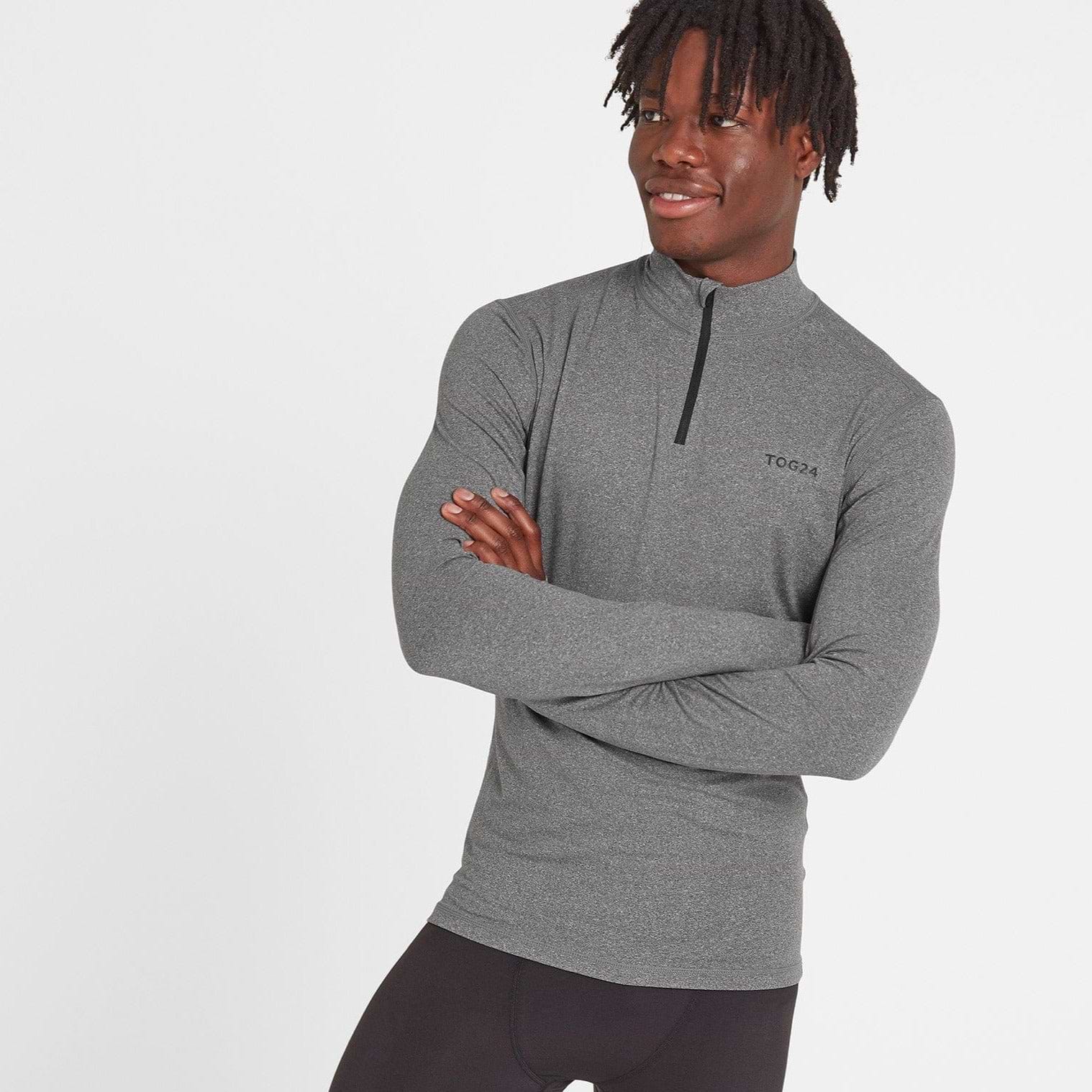 Mens thermal top with thumb holes clearance