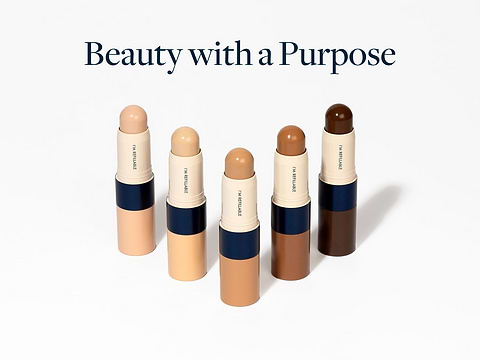 Vegan refillable makeup