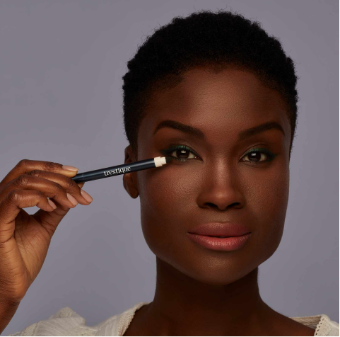 Applying Foundation Stick