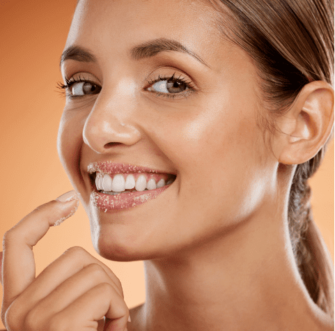 how-to-prepare-lips-before-makeup