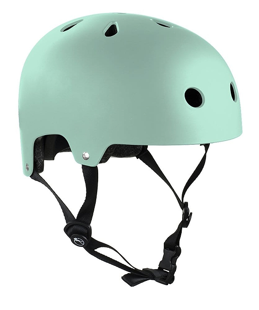 The SFR Essentials Skate / Scooter Helmet in matt teal includes ventilation holes and an adjustable black chin strap, providing optimal protection for skating or cycling. Made with high-impact ABS, it guarantees a secure and comfortable fit for any adventure.