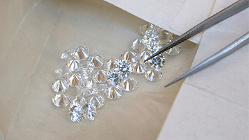 Understand the HauteCarat Lab-Created Diamond Certification Process