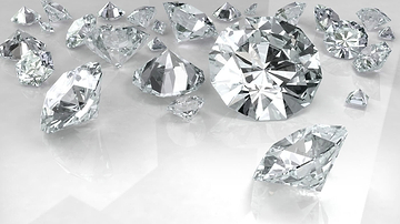 Difference Between HauteCarat Lab-Created Diamonds and Mined Diamonds