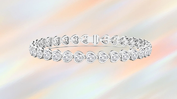 A Guide to Choosing the Perfect Valentine's Day Jewelry from HauteCarat