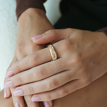 One-of-One Sol Amour Ring