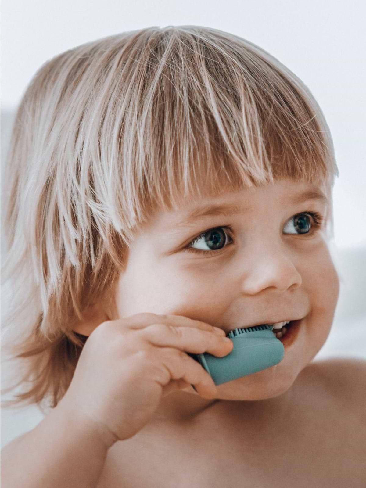 זוג מברשות שיניים אצבעוני לתינוק כחול
