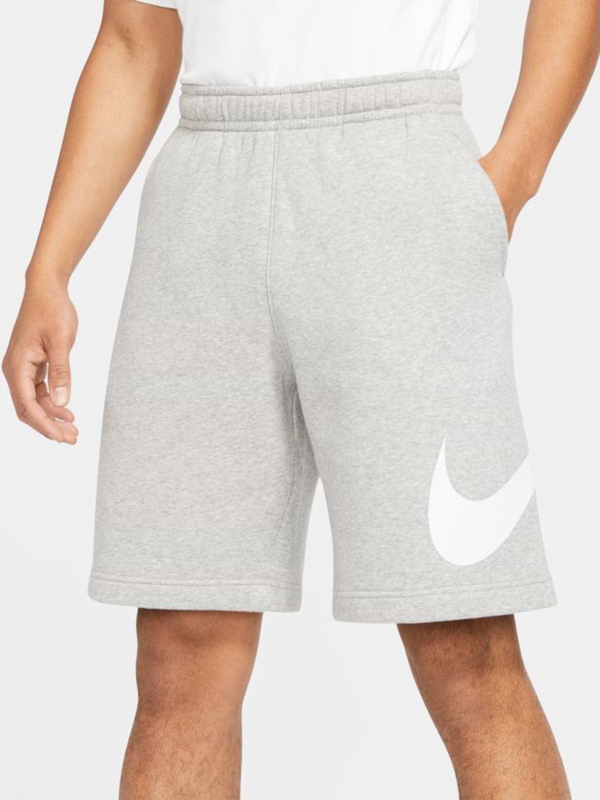 מכנסי ברמודה ספורטיביים עם הדפס לוגו- Nike|נייק