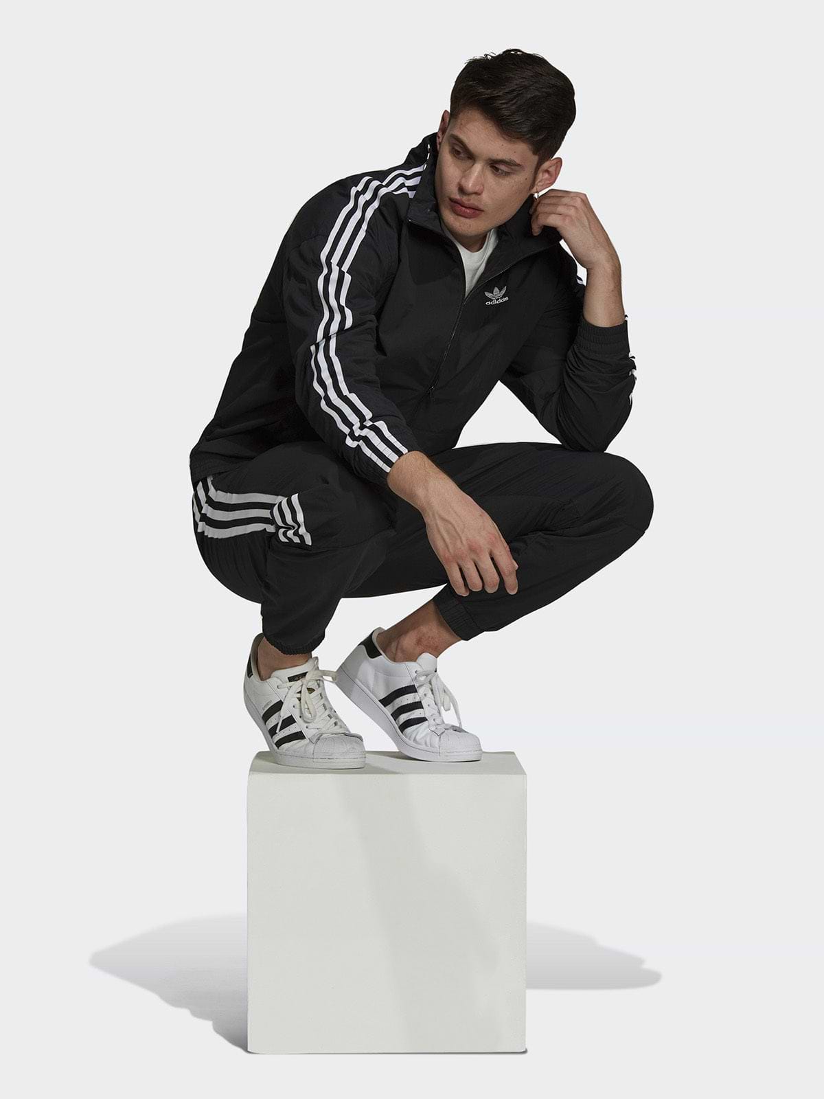 ג'קט ספורטיבי עם לוגו רקום- Adidas Originals|אדידס אוריג'ינלס