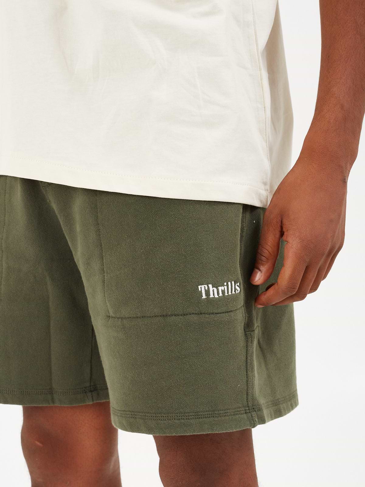 מכנסי טרנינג קצרים- Thrills|טרילס