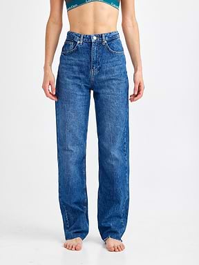 מכנסי ג'ינס בגזרת Wide Leg / נשים