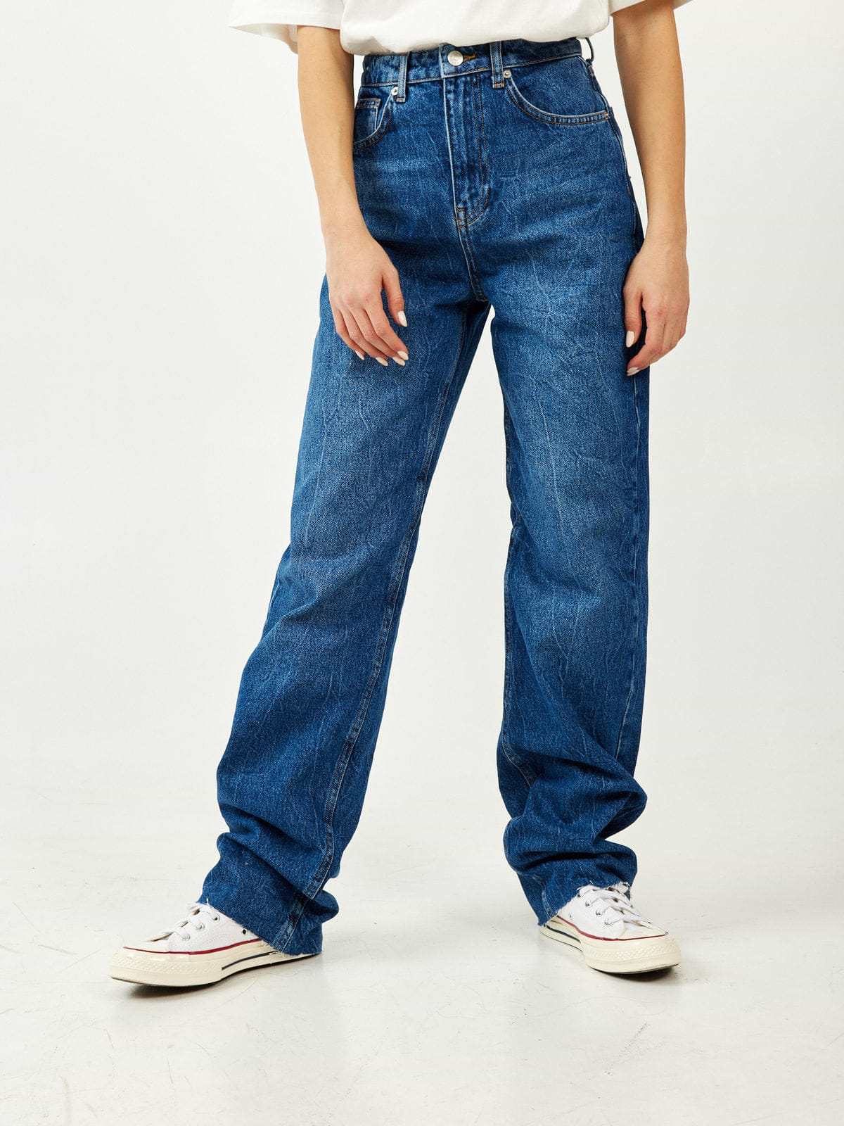 מכנסי ג'ינס בגזרת Wide Leg / נשים- NA-KD|נייקד