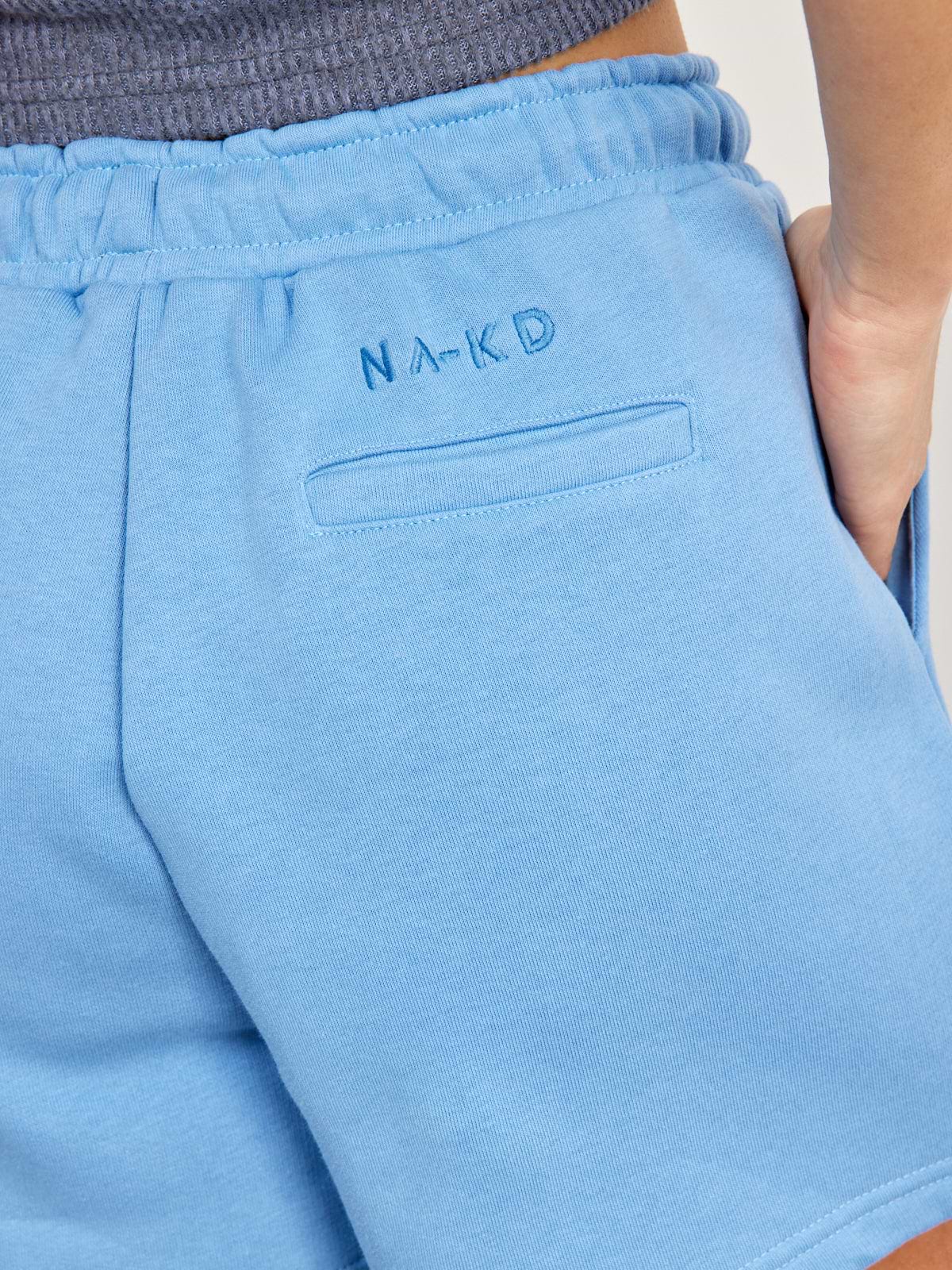 מכנסי טרנינג קצרים- NA-KD|נייקד