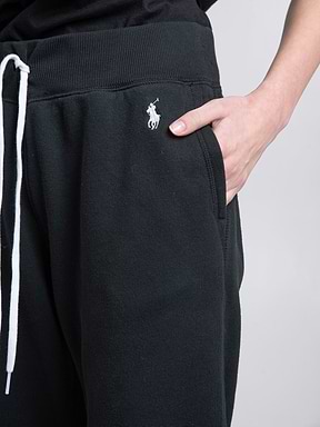 מכנסי טרנינג עם לוגו רקום / נשים