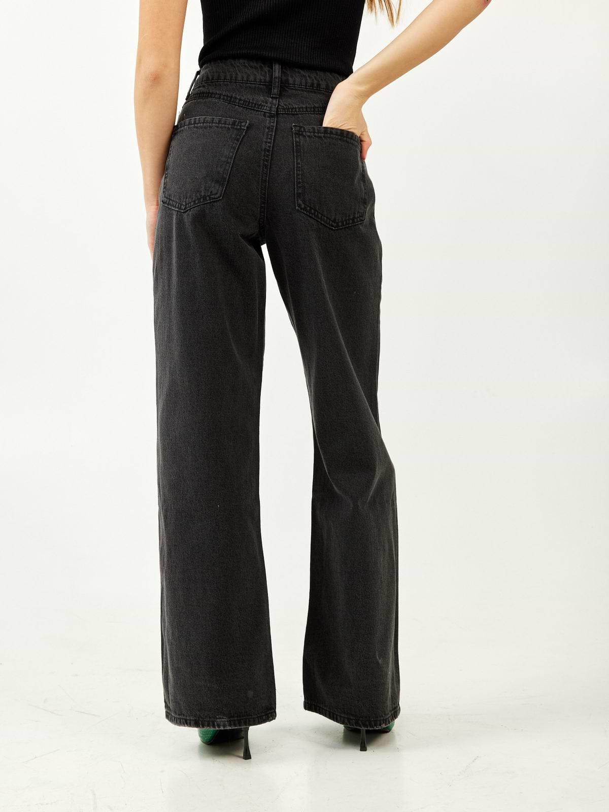 מכנסי ג'ינס בגזרה גבוהה / נשים- FOREVER 21|פוראבר 21