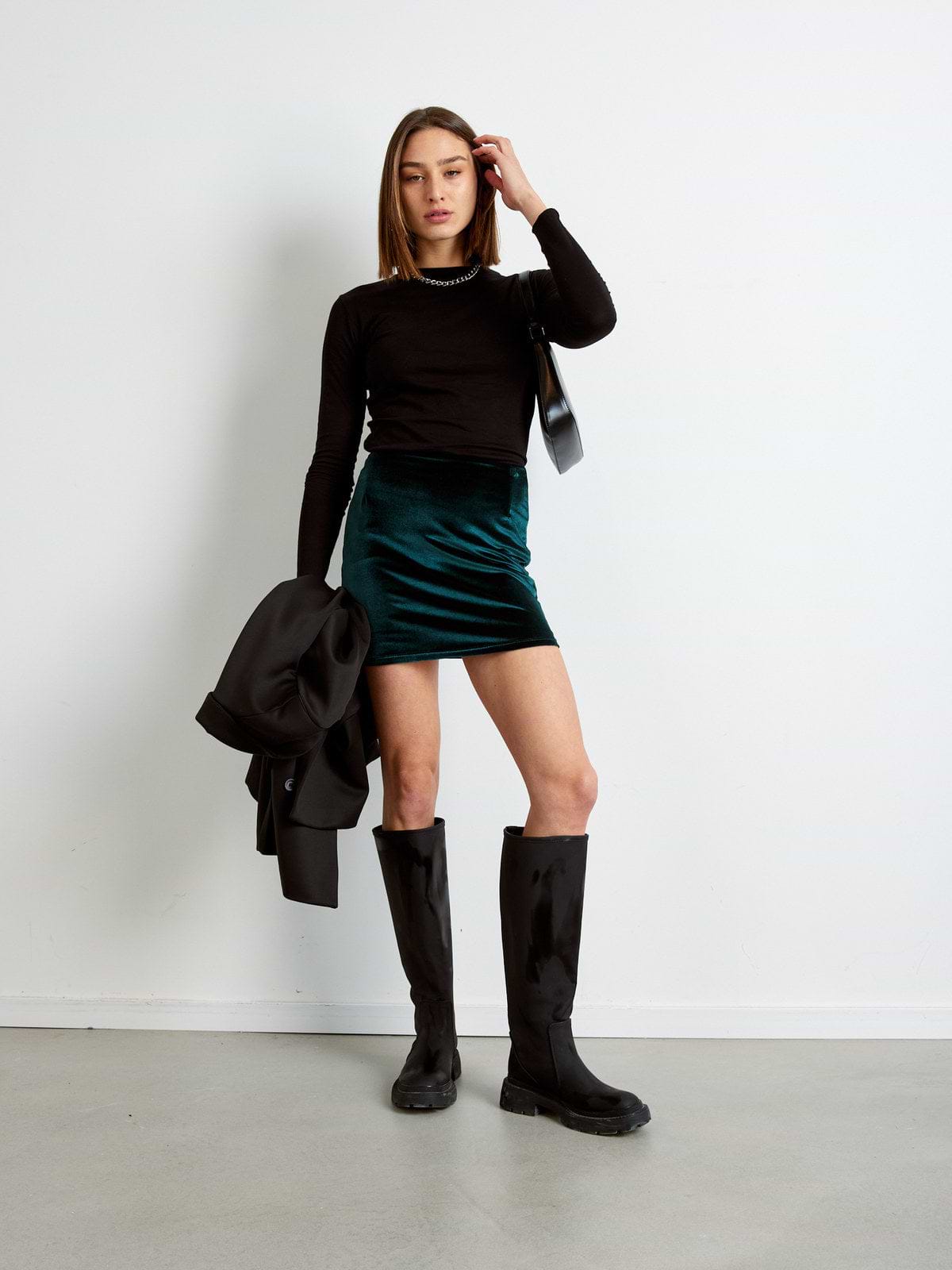 חצאית מיני בגימור קטיפתי- Style River|סטייל ריבר