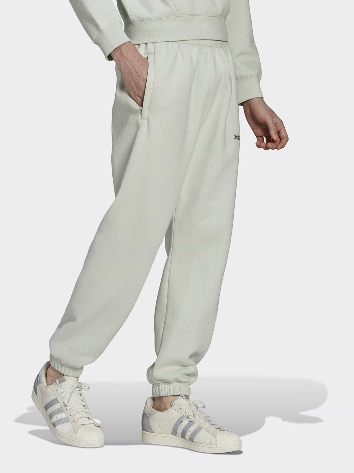 מכנסי טרנינג עם לוגו רקום- Adidas Originals|אדידס אוריג'ינלס
