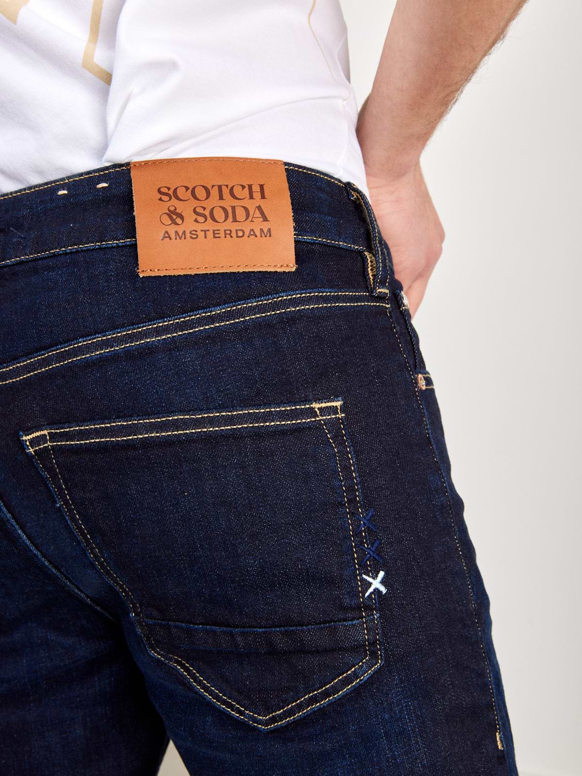 מכנסי גי'נס בגזרת SLIM FIT- SCOTCH & SODA|סקוץ' אנד סודה