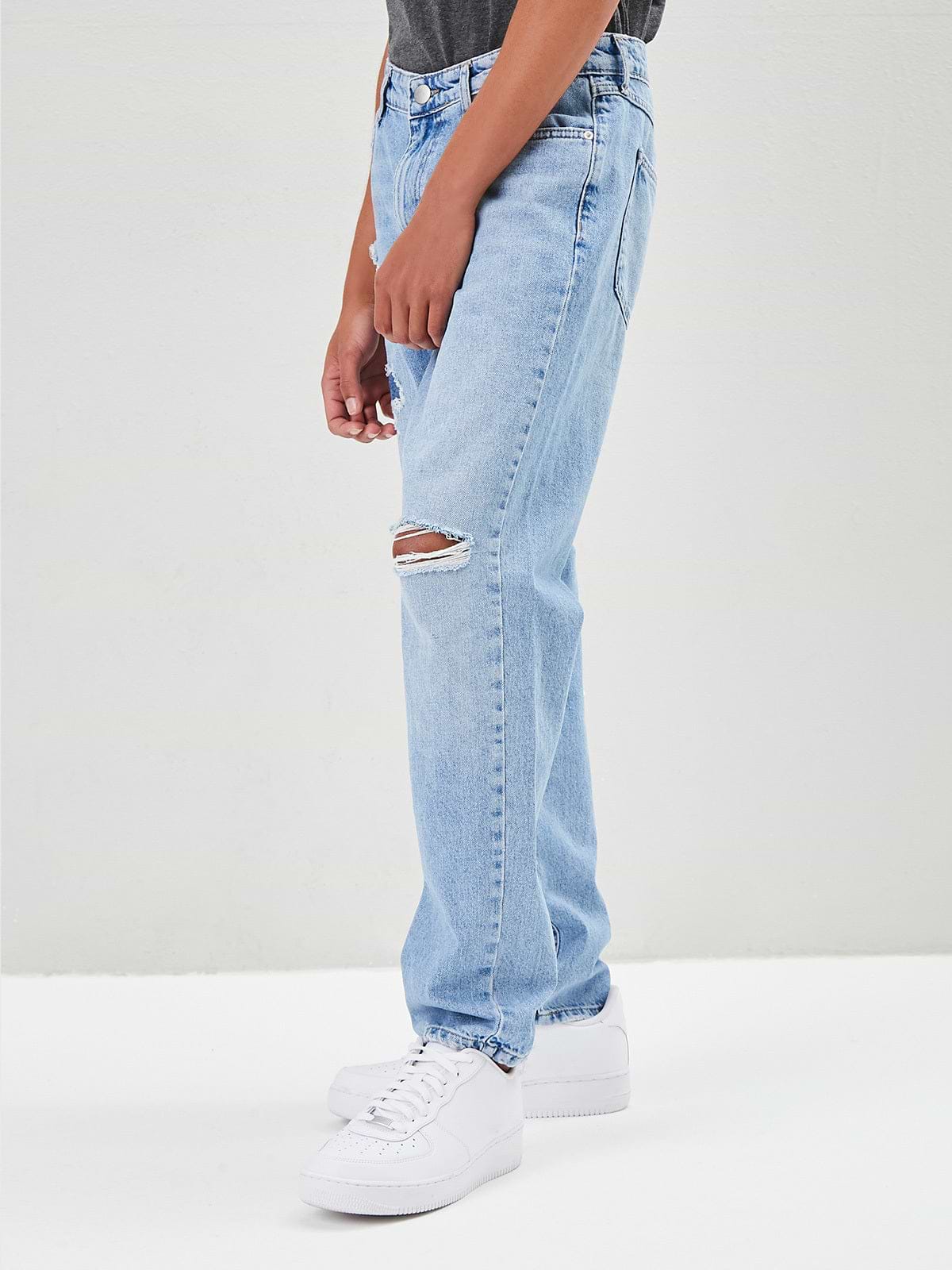 מכנסי ג'ינס בגזרת לוס- FOREVER 21|פוראבר 21