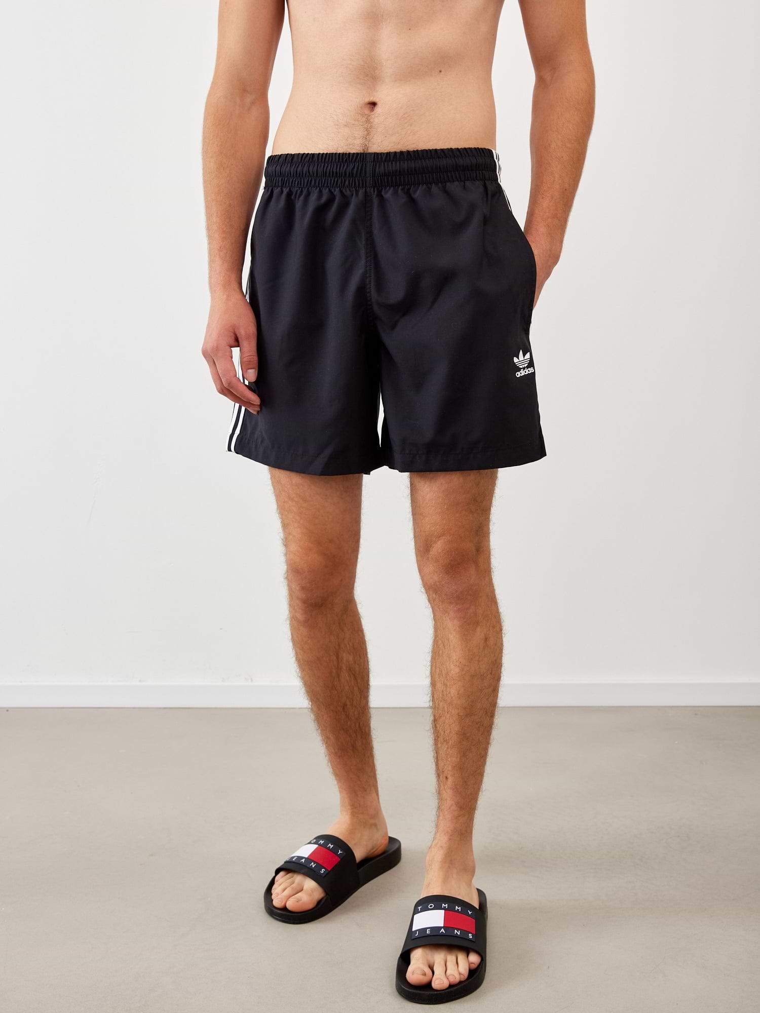 מכנסי בגד ים עם לוגו מודפס- Adidas Originals|אדידס אוריג'ינלס
