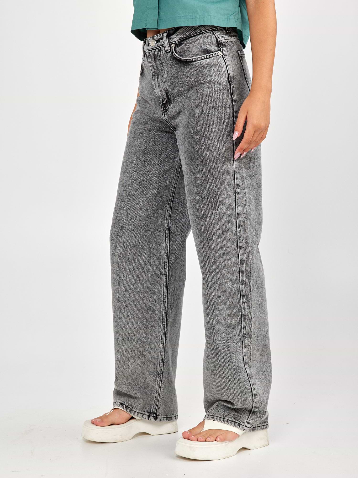 מכנסי ג'ינס בגזרה גבוהה ומתרחבת- NA-KD|נייקד