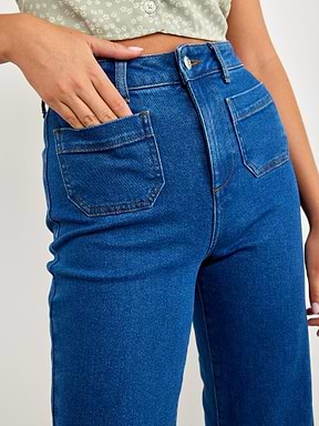 מכנסי ג'ינס בגזרה גבוהה ומתרחבת / נשים