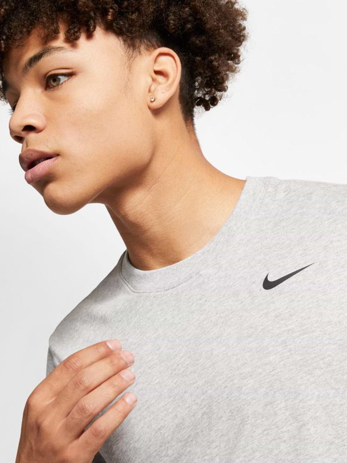 טישרט בייסיק עם לוגו מודפס- Nike|נייק