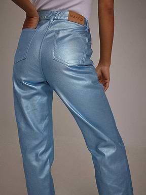 מכנסי ג'ינס מטאלי בגזרה ישרה וגבוהה MARGAUX DIETZ X NA-KD