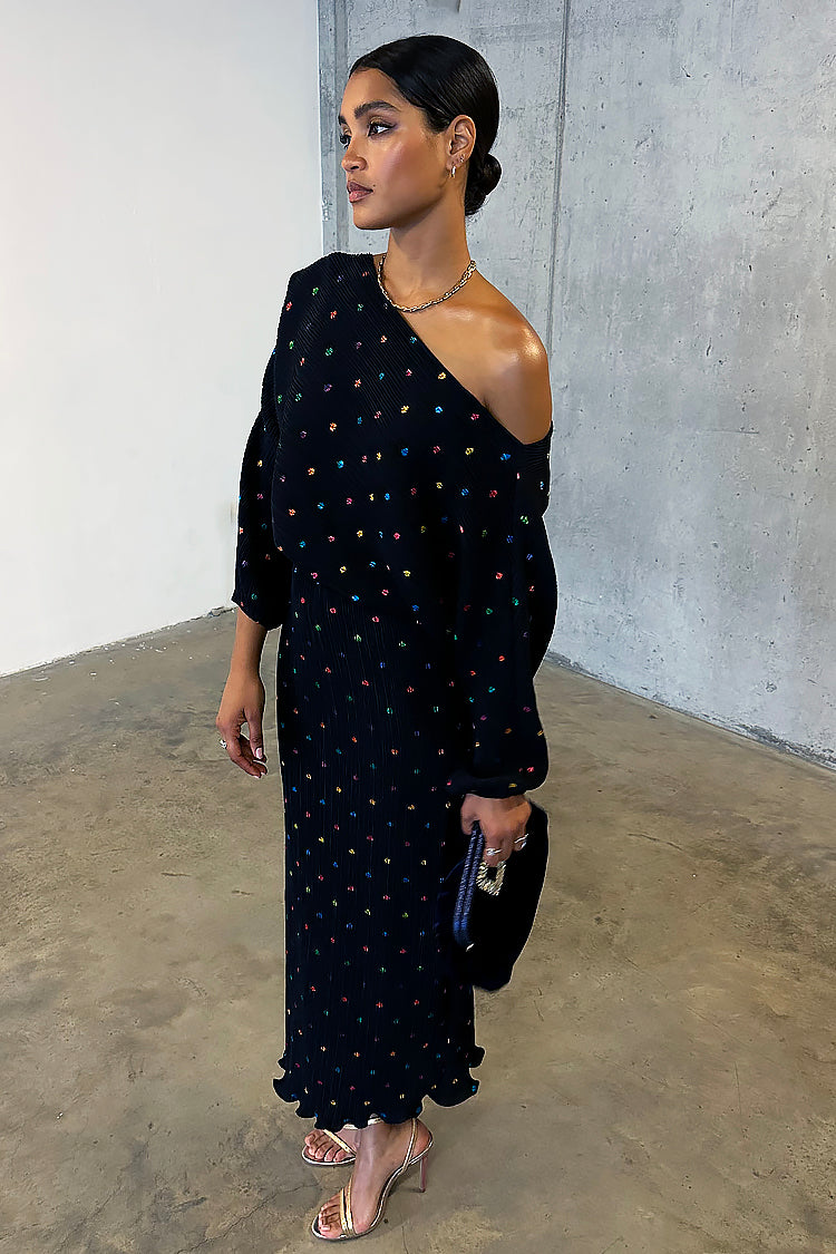 caption_Model wears Multi Spot Long Sleeve Tilly Dress in UK 8 / US 4