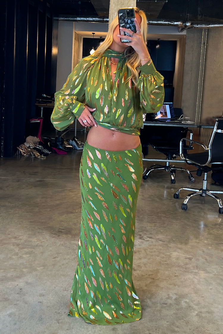 caption_Model wears Khaki Jacquard Slip Skirt in UK 8 / US 4