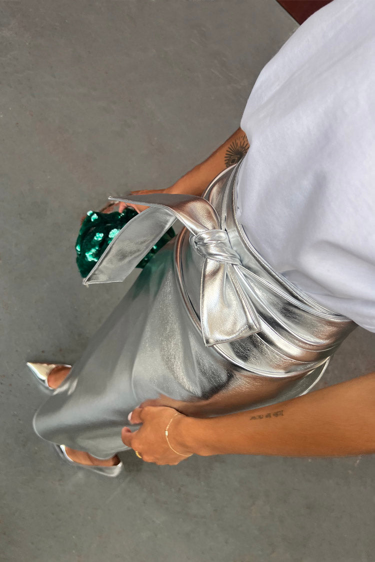 Model wearing Silver Vegan Leather Jaspre