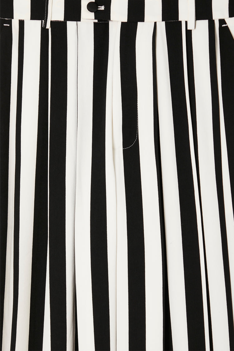 Cut out of Optic Trousers