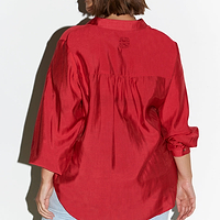 Thumbnail for caption_Model wears Red Miley Shirt in UK size 18 / US 14  