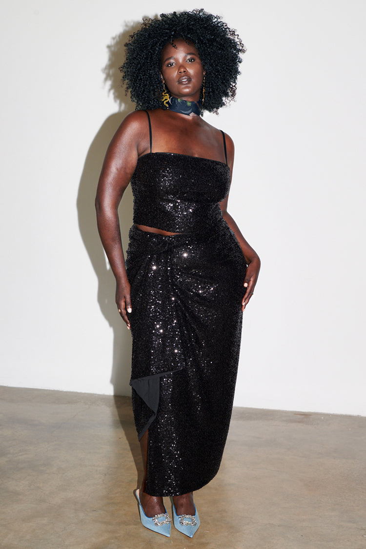 Model wearing Black Sequin Jaspre Skirt 