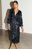 Thumbnail for caption_Model wears Black Paris Love Midi Vienna in UK 8 / US 4
