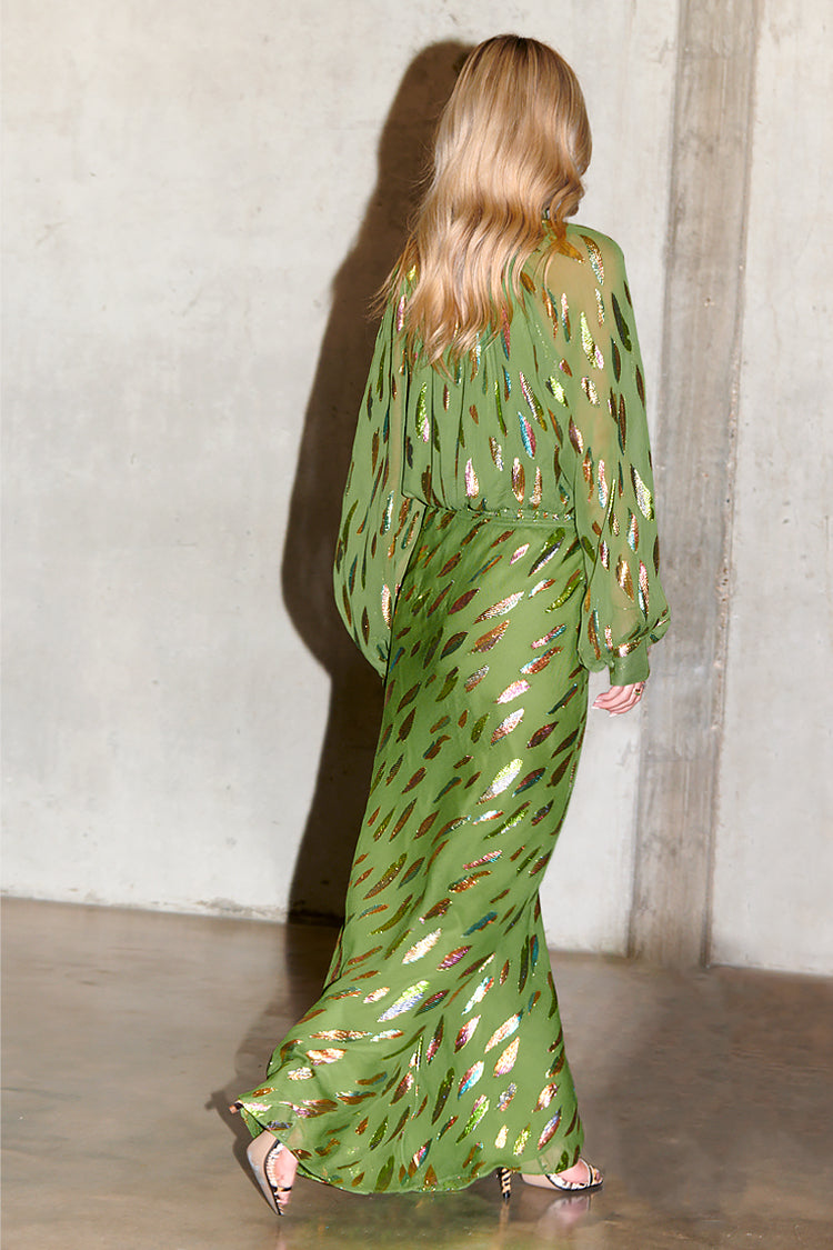 caption_Model wears Khaki Jacquard Slip Skirt in UK 8 / US 4